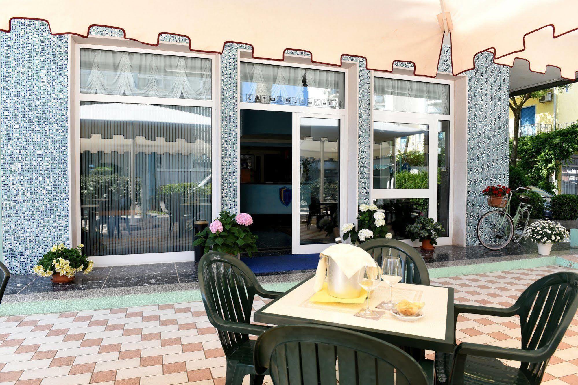 Hotel Savoia Lido di Jesolo Exterior foto